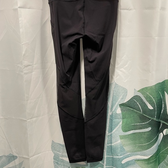 LULULEMON • black Miles Ahead Tight SIZE 4 - Picture 5 of 5